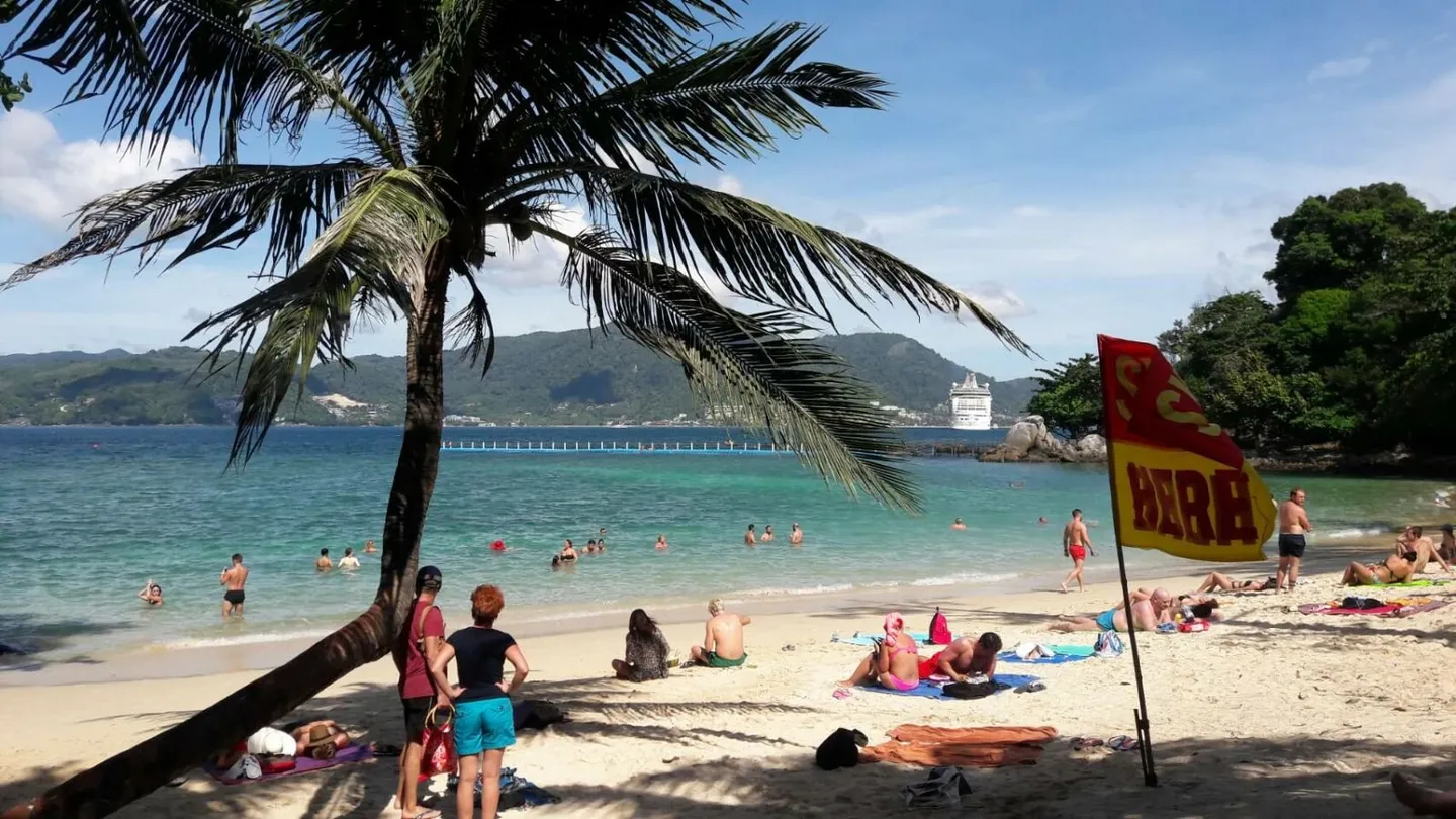 5_Paradise Beach