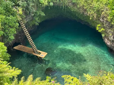To Sua Ocean Trench