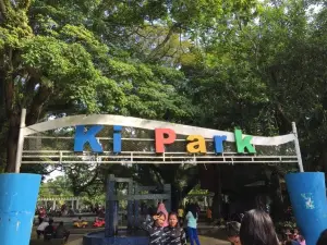 Taman Kambang Iwak Besak