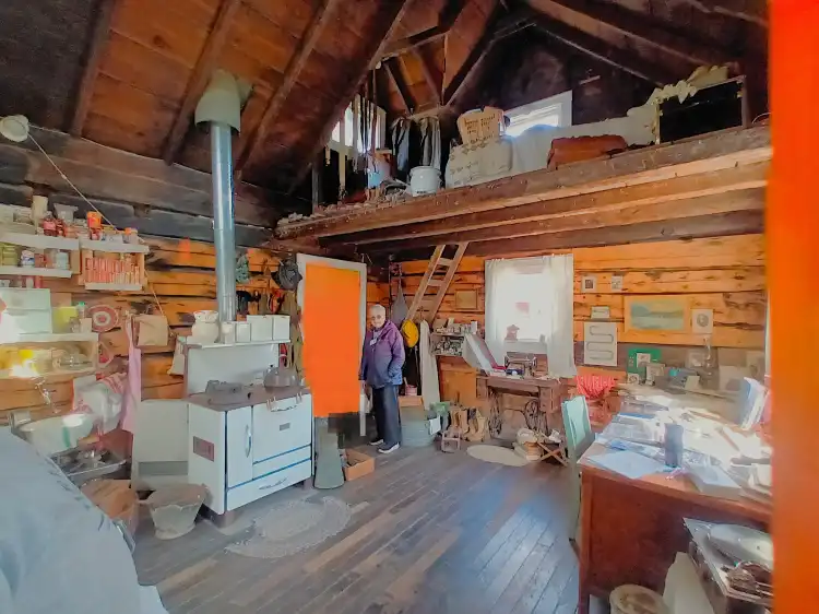 Hotel dekat Alaska Islands and Ocean Visitor Center