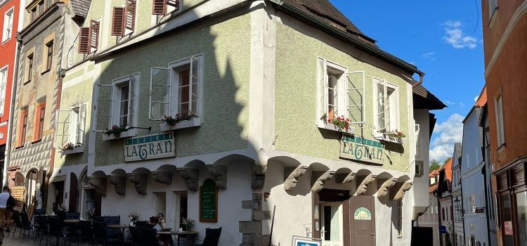 Former cafe fink