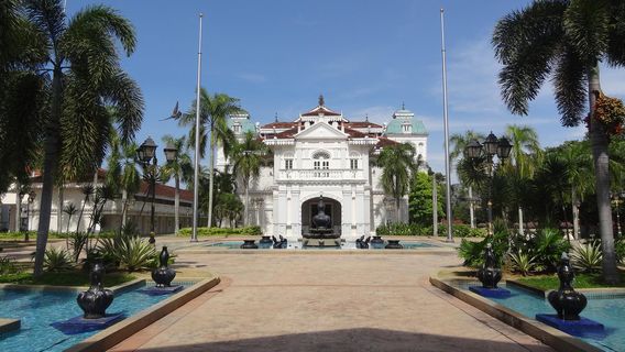 蘇丹阿茲蘭莎藝術館