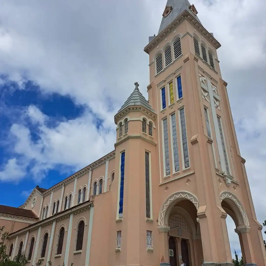 Hotels near St. Nicholas Cathedral of Da Lat