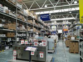 Makro