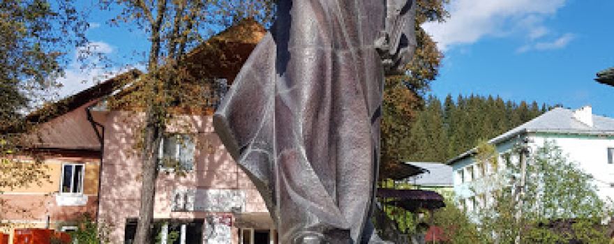 Pam'yatnyk Tarasovi Shevchenku
