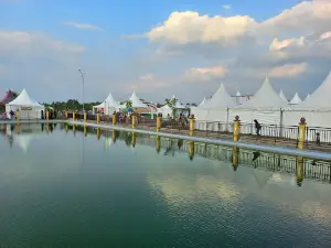 Alun-Alun Lamandau Tersenyum