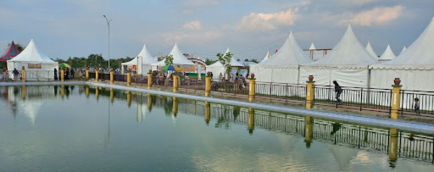 Alun-Alun Lamandau Tersenyum