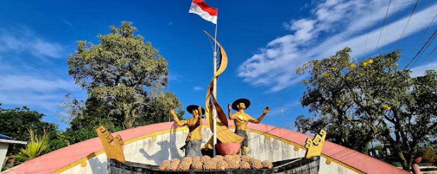 Tugu Perahu
