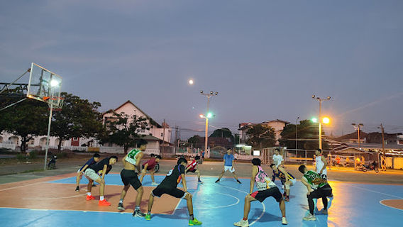 Public Basketball Court