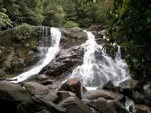Andahelena Ella - Elpitiya Waterfall
