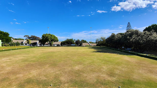 Old Oak Bowling Club