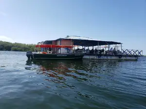 Estación Amaya CVS (La Caimanera)