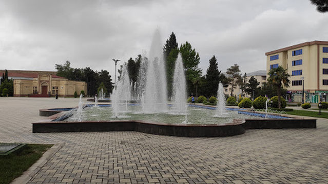 Heydər Əliyevin heykəli