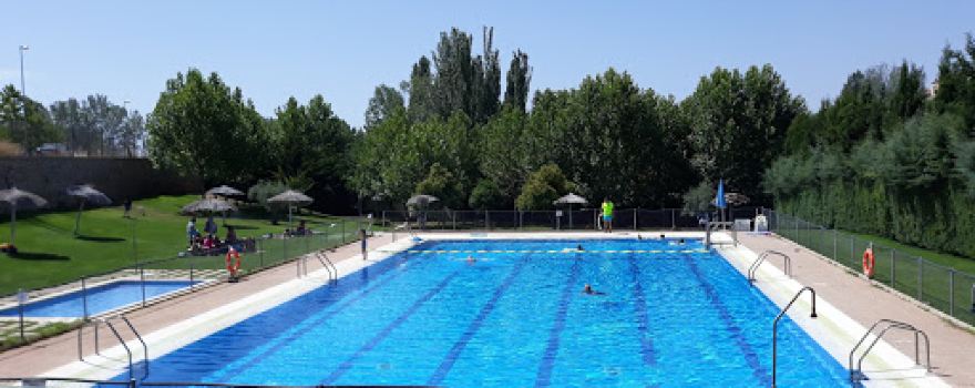 Piscina Pública Municipal de Villanueva de la Fuente.