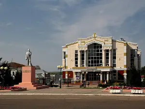 Памятник В.И.Ленину