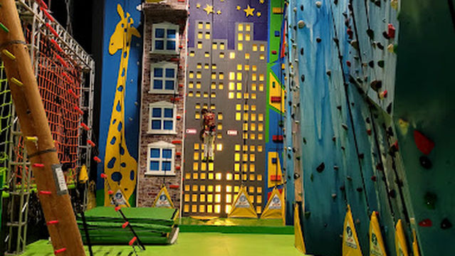 Grawitacja Rzeszów Park Trampolin