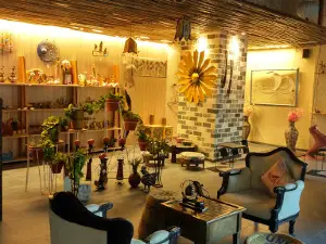E-Square Cinema Oasis, Solapur