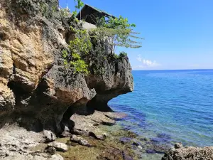 Hinagdan Beach Resort(km47)
