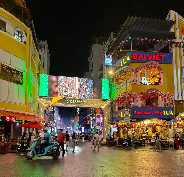 Hotels near Pham Ngu Lao