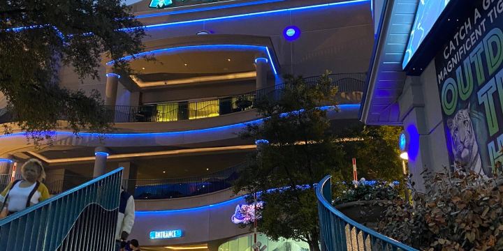 Downtown Aquarium