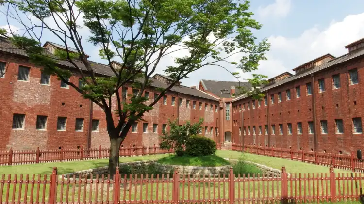 Hotels in der Nähe von Seodaemun Prison History Hall