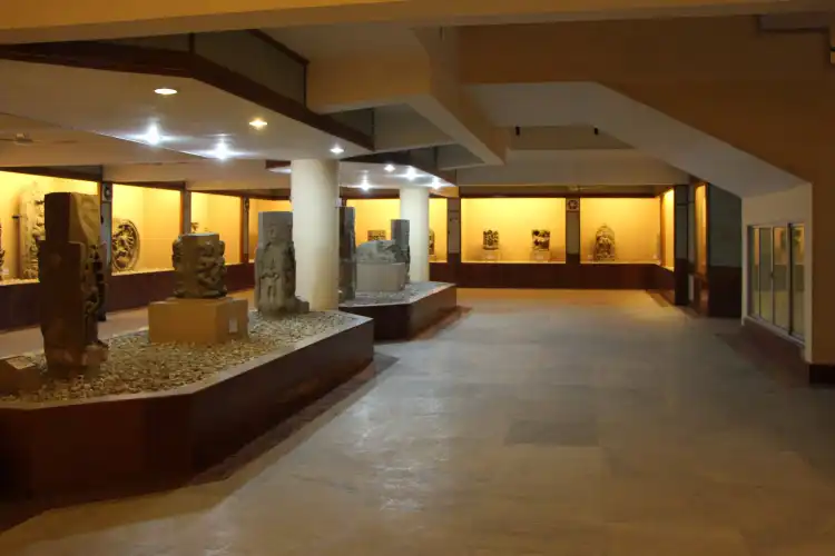 Hotels near Assam State Museum