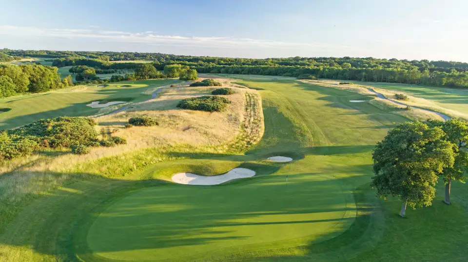 1_London Golf Club