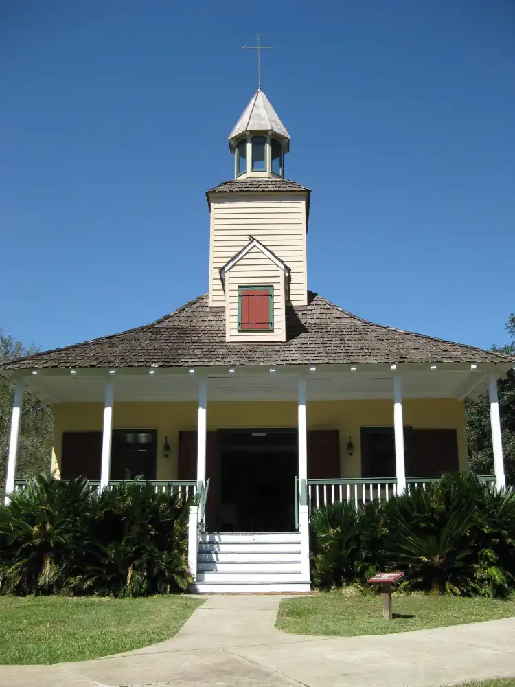 Hotels near Vermilionville Historic Village