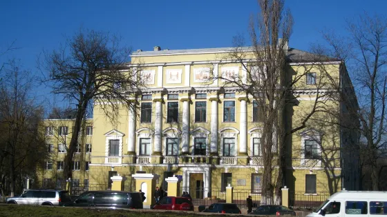 Dmytra Yavornytskoho Ave.