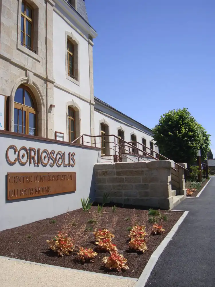 Hotels in Corseul