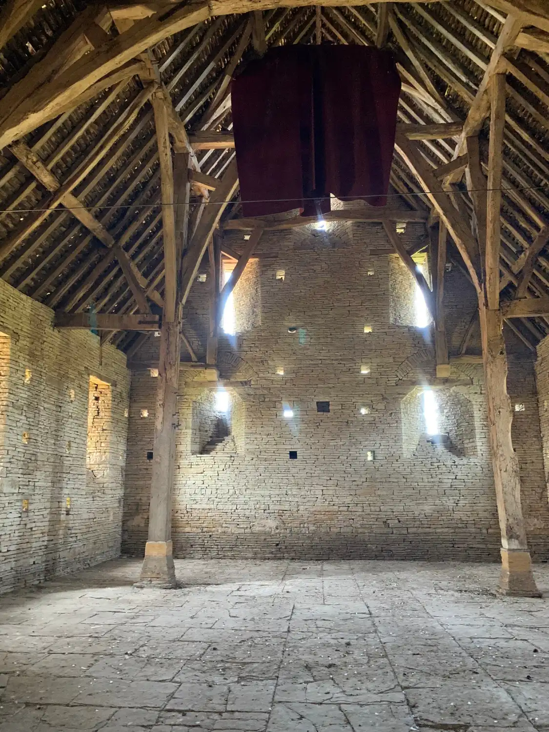 Hotels near National Trust - Middle Littleton Tithe Barn