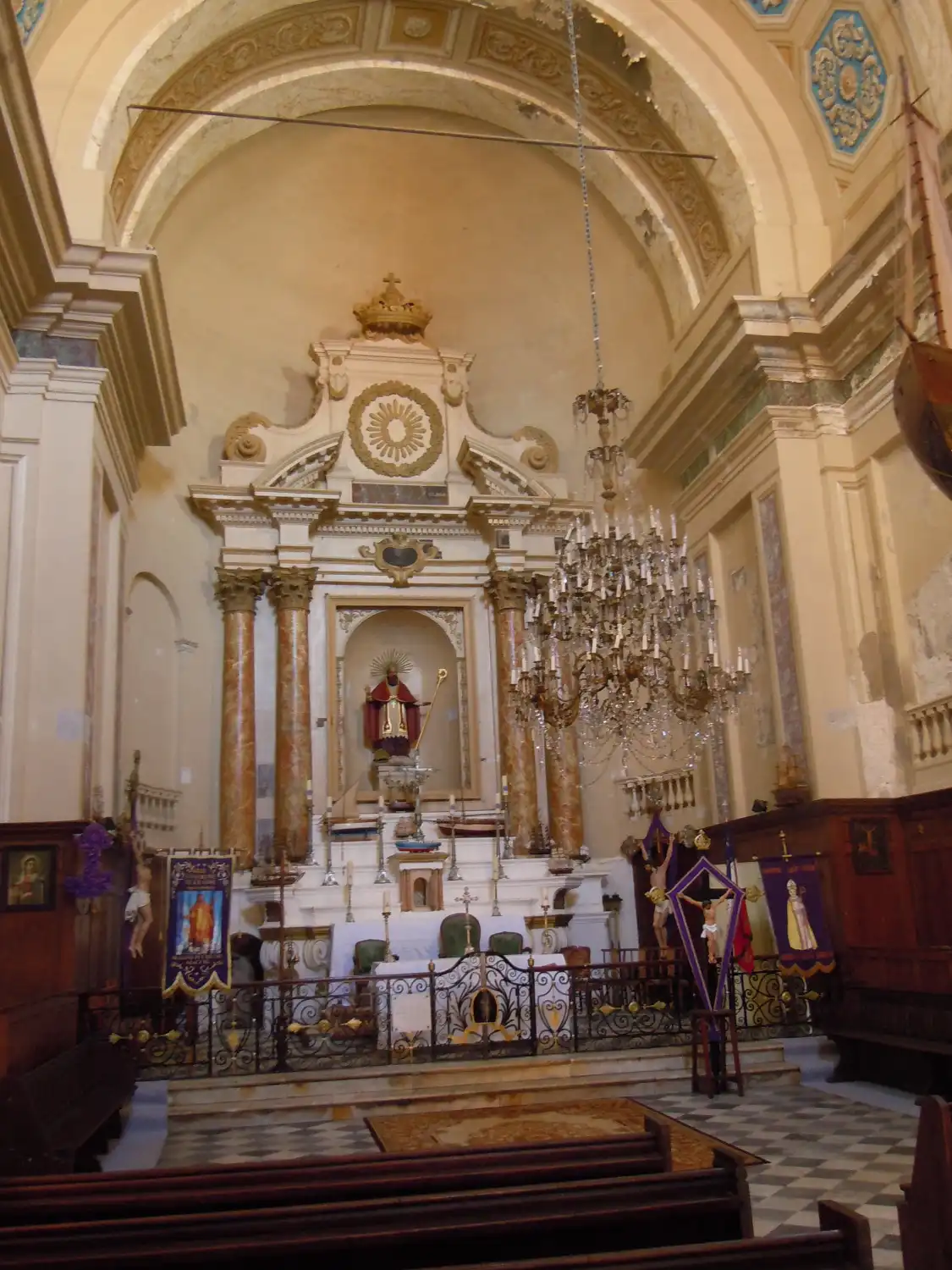 Hotels near Eglise Saint Erasme