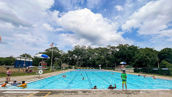 Veterans Memorial Pool