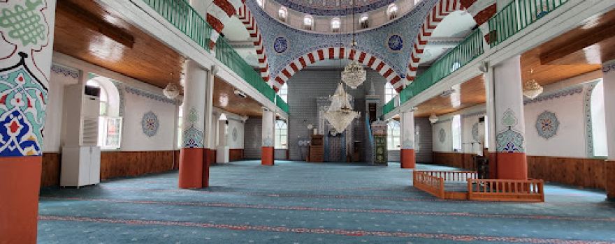 Borçka Merkez Camii