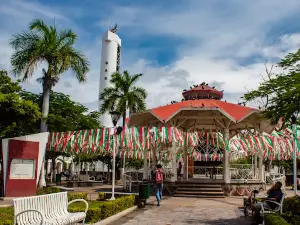 Jardin principal de tecoman