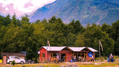 Manali Backpackers