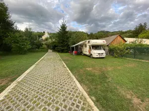 Caravans Camping Costişa