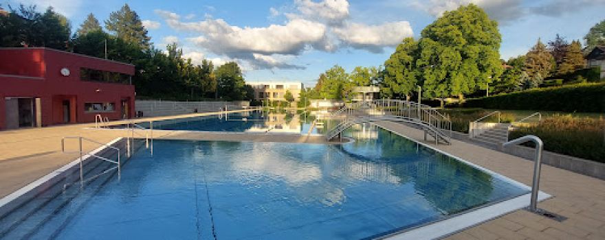 Outdoor pool Bad Soden