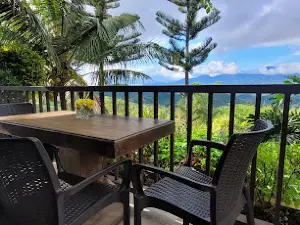La Vista Highlands Swimming Pool