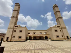 Al Qaraawi Grand Mosque