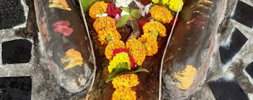 Ganesh kuti dhooni darbar udiya ghat