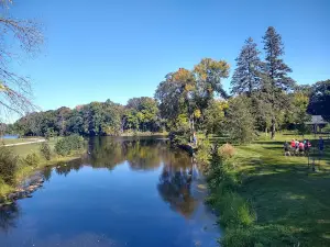 Cedar Creek Park