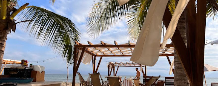 Alamar Beach Club