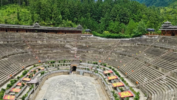 qian dong nan zhou rong jiang xian le li dong xiang lv you jing qu