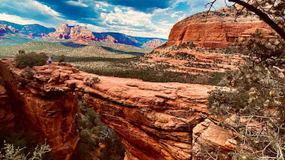 Devil's Bridge Trailhead