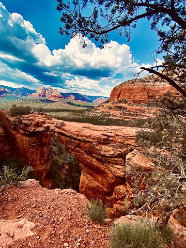 Devil's Bridge Trailhead