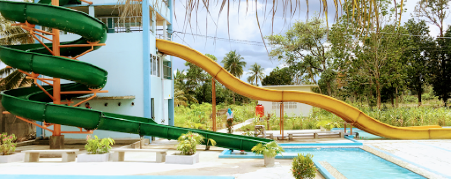 Kolam Renang DELTA KAPUAS