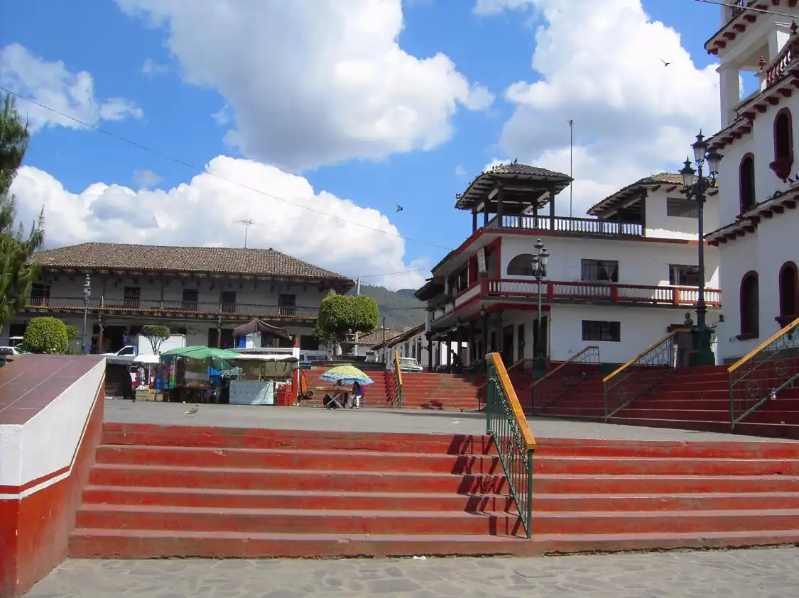 Hotels near Plaza Municipal José Parres Arias