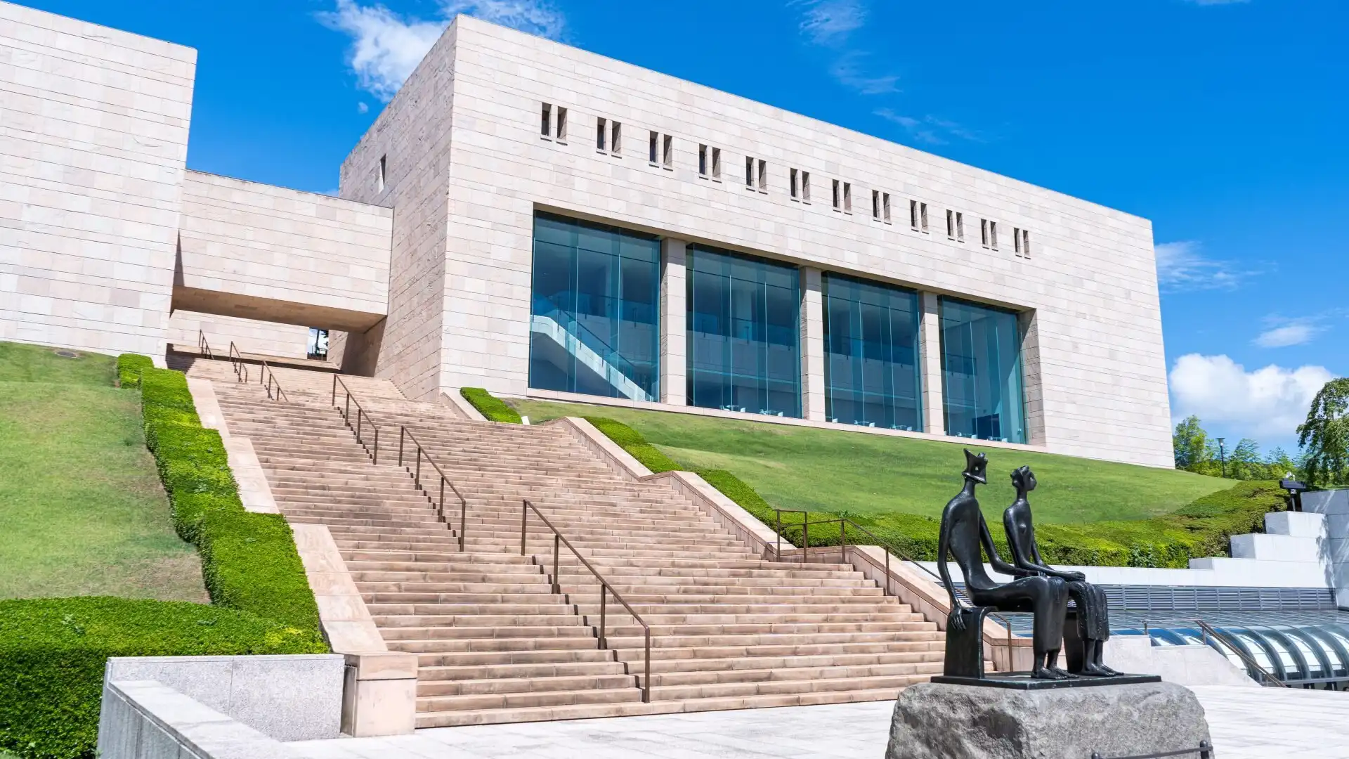 Hotels near MOA Museum of Art