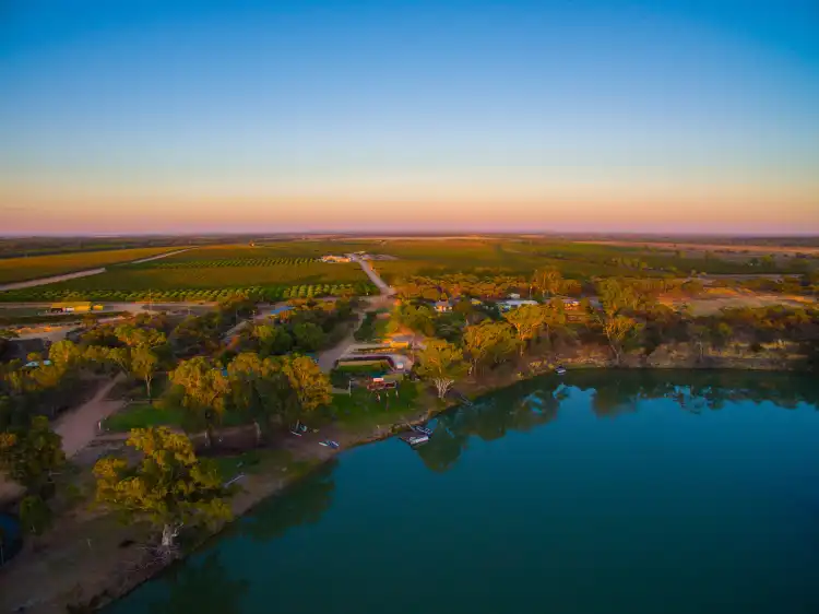 Hotels in Cadell